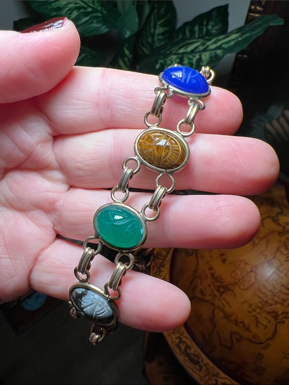 Vintage Amco Signed 12k Gold Filled Multi Gemstone Carved Scarab Bracelet - Picture 4 of 15